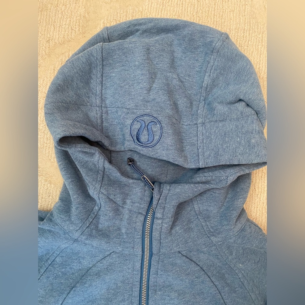Lululemon Sweatshirt